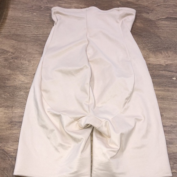 Cupio size large beige leg & tummy body shaper - Picture 3 of 5